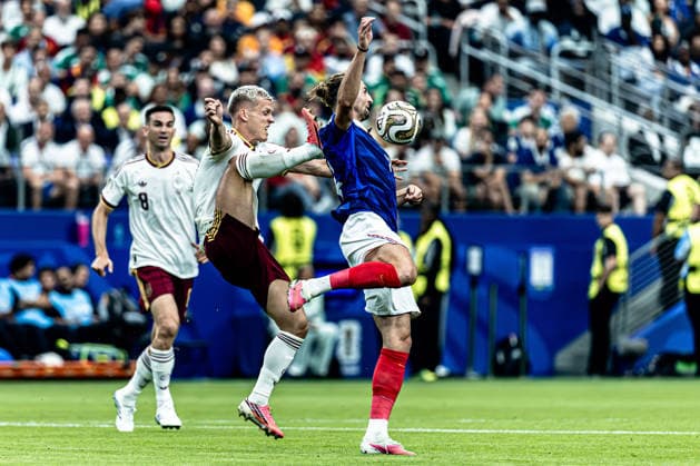 France vs Spain DALLAS, TX - 14.07.2026: FRANCE VS SPAIN - Adrien Rabiot, during the match between France and Spain, valid for the semi-final of the 2026 FIFA World Cup, WM, Weltmeisterschaft, Fussball held at AT&amp;T Stadium, in Arlington, Texas, United States, this Tuesday (14). (Photo: Danilo Fernandes Fotoarena) x2984548x  DaniloxFernandes