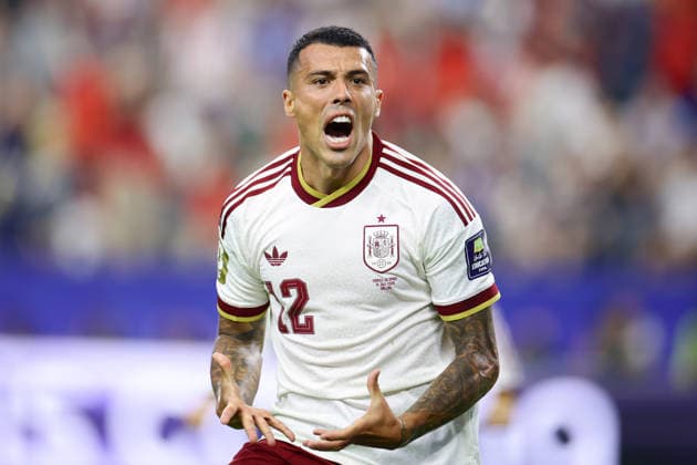 Pedro Porro of Spain celebrates a goal during a 2026 FIFA World Cup, WM, Weltmeisterschaft, Fussball semifinal match between France and Spain at AT&T stadium in Arlington, United States, 14 July 2026. FIFA World Cup 2026 Semifinal: France - Spain !ACHTUNG: NUR REDAKTIONELLE NUTZUNG!  Copyright: xCarlosxRamírezx GR2105 20260714-55020894177_1