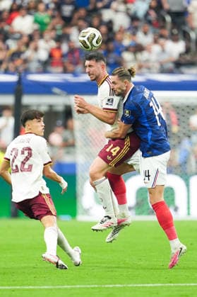 Aymeric Laporte of Spain (C) and Adrien Rabiot of France (R) fight for possession during a FIFA Men’s World Cup 2026 semi-final football match between France and Spain at Dallas Stadium, in Arlington on July 14th 2026 (Photo by LVDIDI SPP)  Copyright: xLVDIDI SPPx Sportspressphoto_SPR190711