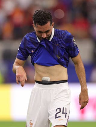 US Soccer World Cup France - Spain 9205658 14.07.2026 France s Rayan Cherki reacts after his team s loss in the FIFA World Cup, WM, Weltmeisterschaft, Fussball 2026 semi-final soccer match between France and Spain at Dallas Stadium in Arlington, Texas, United States. Nafis Sirazetdinov Sputnik Arlington Texas USA  Copyright: xNafisxSirazetdinovx