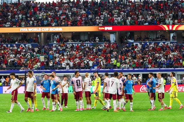 RECORD DATE NOT STATED FIFA World Cup, WM, Weltmeisterschaft, Fussball 2026 - Semifinal - France v Spain Spain s players celebrate qualifying for the FIFA World Cup final after a 2 0 victory over France at Dallas Stadium, in Texas, United States, on Tuesday, July 14, 2026.(Foto: Vanessa Carvalho Brazil Photo Press IMAGO) Sports Copyright: xVanessaxCarvalhox