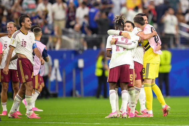 Fußball, WM 2026, 20260714, Frankreich - Spanien. Im Bild Schlussjubel Spanien. Dallas Dallas-Stadion Texas Vereinigte Staaten von Amerika *** Soccer, 2026 World Cup, 20260714, France vs. Spain. Pictured: Spain s victory celebration at Dallas Stadium in Dallas, Texas, United States of America Copyright: Passion2Press MarkusxFischerx