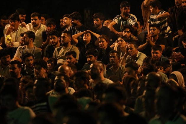 Hundreds watch France-Spain semifinal in Erbil ERBIL, IRAQ - JULY 14: Hundreds of people gather to watch the semifinal match between the national football teams of France and Spain on a giant screen set up in Erbil, Iraq on July 14, 2026. Ahsan Mohammed Ahmed Ahmed Anadolu Erbil Iraq. Editorial use only. Please get in touch for any other usage.  Copyright: x2026xAnadoluxAhsanxMohammedxAhmedxAhmedx