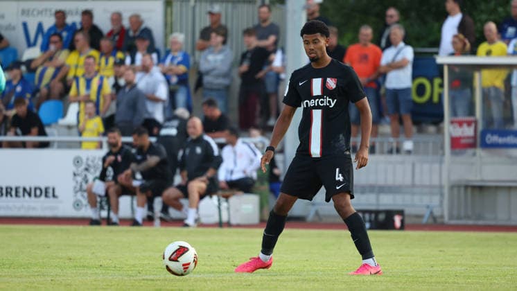 Eintracht BS vs TSV Havelse, Testspiel Wolfenbüttel, 14.07.2026, Fussball, Herren, Saiion 2026 27, Eintracht Braunschweig vs TSV Havelse, Testspiel, Leonardo Posadas (Havelse) Niedersachsen Deutschland *** Eintracht BS vs. TSV Havelse, Friendly Match in Wolfenbüttel, July 14, 2026, Soccer, Men s, 2026–27 Season, Eintracht Braunschweig vs. TSV Havelse, Friendly Match, Leonardo Posadas, Havelse, Lower Saxony, Germany