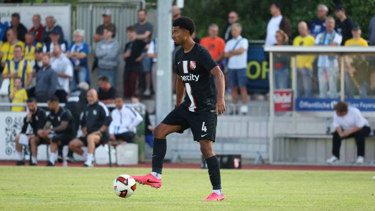 Eintracht BS vs TSV Havelse, Testspiel Wolfenbüttel, 14.07.2026, Fussball, Herren, Saiion 2026 27, Eintracht Braunschweig vs TSV Havelse, Testspiel, Leonardo Posadas (Havelse) Niedersachsen Deutschland *** Eintracht BS vs. TSV Havelse, Friendly Match in Wolfenbüttel, July 14, 2026, Soccer, Men s, 2026–27 Season, Eintracht Braunschweig vs. TSV Havelse, Friendly Match, Leonardo Posadas, Havelse, Lower Saxony, Germany