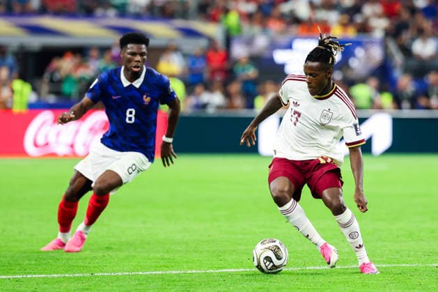July 14, 2026, Arlington, Tx, United States: Nico Williams player of Spain and Aurelien Tchouameni player of France during the FIFA World Cup, WM, Weltmeisterschaft, Fussball semifinal match between France and Spain, at Dallas Stadium, in Texas, United States, on Tuesday, July 14, 2026. Arlington United States - ZUMAv122 20260714_aap_v122_030 Copyright: xWilliamxVolcovx