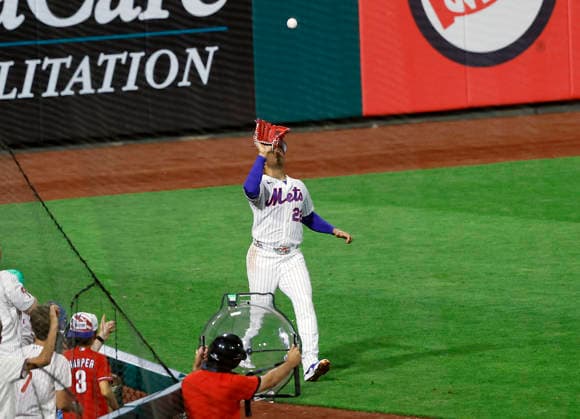 National League left fielder Juan Soto catches a fly from American League right fielder Cody Bellinger in the third inning of the 2026 MLB, Baseball Herren, USA All-Star Game at Citizens Bank Park in Philadelphia, Pennsylvania, on Tuesday, July 14, 2026.  PHI20260714923 LAURENCExKESTERSON
