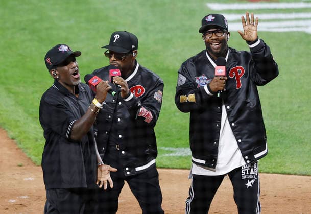 The group Boyz II Men perform at the end of the fifth inning of the 2026 MLB, Baseball Herren, USA All-Star Game at Citizens Bank Park in Philadelphia, Pennsylvania, on Tuesday, July 14, 2026.  PHI20260714929 LAURENCExKESTERSON