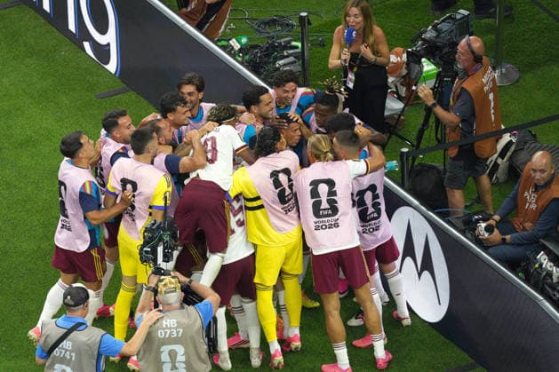 Players of Spain celebrate a goal during the 2026 FIFA World Cup, WM, Weltmeisterschaft, Fussball semifinal match between France and Spain at AT&T Stadium in Arlington, United States, 14 July 2026. FIFA World Cup 2026 semifinals - France vs Spain ACHTUNG: NUR REDAKTIONELLE NUTZUNG  Copyright: xKennethxFernandezx AMDEP8718 20260714-55020894586_1 FIFA World Cup 2026 semifinals - France vs Spain !ACHTUNG: NUR REDAKTIONELLE NUTZUNG!  Copyright: xIMAGO KennethxFernandezx imago images 0861632679 0861632679st