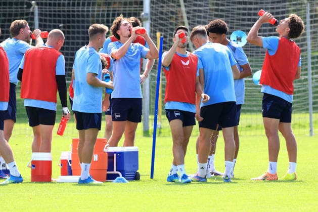 DEU, DFL, 2. FBL Hertha BSC, Training, 15.07.2026, Sportforum, Berlin, DEU, DFL, 2. FBL Hertha BSC, Training, Hertha-Spielerkreis DFL - regulations prohibit any use of Photographs as image sequences and or quasi-video Berlin Sportforum Berlin Deutschland *** GER, DFL, 2nd Bundesliga Hertha BSC, Training, July 15, 2026, Sportforum, Berlin, GER, DFL, 2nd Bundesliga Hertha BSC, Training, Hertha Players Circle. DFL regulations prohibit any use of photographs as image sequences and or quasi-video. Berlin Sportforum, Berlin, Germany Copyright: xNordphotox xEnglerx