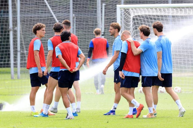 DEU, DFL, 2. FBL Hertha BSC, Training, 15.07.2026, Sportforum, Berlin, DEU, DFL, 2. FBL Hertha BSC, Training, Hertha-Spielerkreis, Rasensprenger DFL - regulations prohibit any use of Photographs as image sequences and or quasi-video Berlin Sportforum Berlin Deutschland *** GER, DFL, 2nd Bundesliga Hertha BSC, Training, July 15, 2026, Sportforum, Berlin, GER, DFL, 2nd Bundesliga Hertha BSC, Training, Hertha Players Circle, Sprinkler DFL regulations prohibit any use of photographs as image sequences and or quasi-video Berlin Sportforum Berlin Germany Copyright: xNordphotox xEnglerx