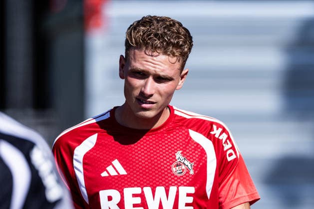 COLOGNE, GERMANY - JULY 15: Sebastian Sebulonsen (1. FC Koeln, 28) during a training session of season 2026 27 at Geissbockheim on July 15, 2026 in Cologne, Germany. North Rhine Westphalia Germany Copyright: xSteffiexWunderlx
