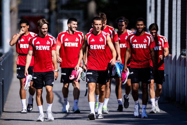 COLOGNE, GERMANY - JULY 15: Jan Thielmann (1. FC Koeln, 29), Said El Mala (1. FC Koeln, 13) and Linton Maina (1. FC Koeln, 37) on their way to the pitch during a training session of season 2026 27 at Geissbockheim on July 15, 2026 in Cologne, Germany. North Rhine Westphalia Germany Copyright: xSteffiexWunderlx