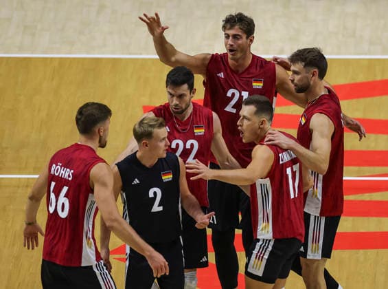 Men s Volleyball Nations League - Belgrade 2026 Players of Germany react during the MenÕs Volleyball Nations League Pool 7 match between Germany and Slovenia at Belgrade Arena on July 15, 2026 in Belgrade, Serbia. Belgrade Serbia Copyright: xSrdjanxStevanovicx x