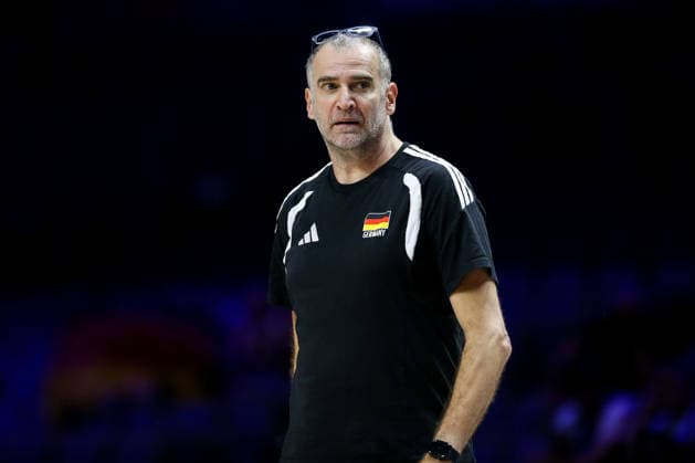 Germany v Slovenia - Men s Volleyball Nations League BELGRADE, SERBIA - JULY 15: Head coach of Germany react during the Men s Volleyball Nations League match between Germany and Slovenia on July 15, 2026 in Belgrade, Serbia. Filip Stevanovic Anadolu Belgrade Serbia. Editorial use only. Please get in touch for any other usage.  Copyright: x2026xAnadoluxFilipxStevanovicx