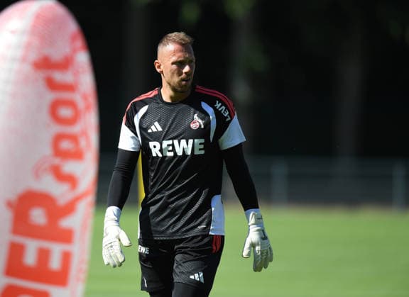 15.07.2026, xophax, Fussball 1.Bundesliga, 1.FC Koeln , Trainingsauftakt am Geissbockheim. Marvin Schwäbe ( 1.FC Köln ) Koeln *** July 15, 2026, xophax, Soccer, Bundesliga 1, 1. FC Köln, Training kicks off at Geissbockheim, Marvin Schwäbe, 1. FC Köln