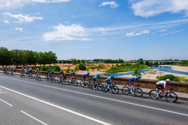 Tour de France 2026 Stage 11 NEVERS, FRANCE - JULY 15 : Illustration picture of the peloton during stage 11 of the 113rd edition of Tour de France an UCI World Tour 2.UWT cycling road race stage for Men Elite of 161 km with start in Vichy and finish in Nevers on July 15, 2026 in Nevers, France, 15 07 2026 Nevers France  Copyright: xLucaxBettinix