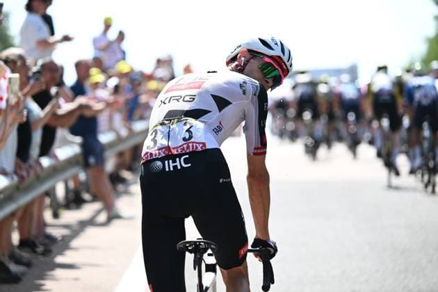 Tour de France 2026 Stage 11 NEVERS, FRANCE - JULY 15 : Grossschartner Felix (AUT) of UAE Team Emirates - XRG in action during stage 11 of the 113rd edition of Tour de France an UCI World Tour 2.UWT cycling road race stage for Men Elite of 161 km with start in Vichy and finish in Nevers on July 15, 2026 in Nevers, France, 15 07 2026 Nevers France  Copyright: xGarnierxEtiennex
