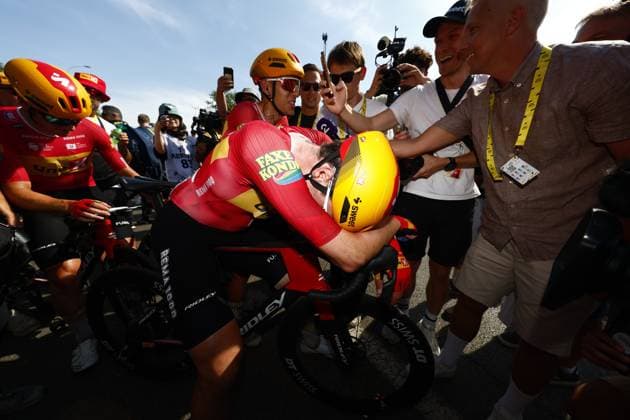 Tour de France 2026 Stage 11 NEVERS, FRANCE - JULY 15 : Waerenskjold Soren (NOR) of Uno-X Mobility celebrating his victory during stage 11 of the 113rd edition of Tour de France an UCI World Tour 2.UWT cycling road race stage for Men Elite of 161 km with start in Vichy and finish in Nevers on July 15, 2026 in Nevers, France, 15 07 2026 Nevers France  Copyright: xLucaxBettinix