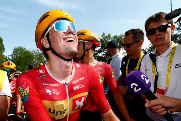 Tour de France 2026 Stage 11 NEVERS, FRANCE - JULY 15 : Waerenskjold Soren (NOR) of Uno-X Mobility celebrating his victory during stage 11 of the 113rd edition of Tour de France an UCI World Tour 2.UWT cycling road race stage for Men Elite of 161 km with start in Vichy and finish in Nevers on July 15, 2026 in Nevers, France, 15 07 2026 Nevers France  Copyright: xLucaxBettinix