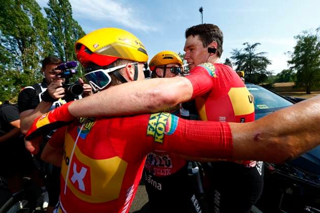 Tour de France 2026 Stage 11 NEVERS, FRANCE - JULY 15 : Waerenskjold Soren (NOR) of Uno-X Mobility celebrating his victory during stage 11 of the 113rd edition of Tour de France an UCI World Tour 2.UWT cycling road race stage for Men Elite of 161 km with start in Vichy and finish in Nevers on July 15, 2026 in Nevers, France, 15 07 2026 Nevers France  Copyright: xLucaxBettinix