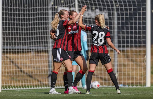 GER, Frankfurt, Eintracht Frankfurt vs Mainz 05, Vorbereitung, Fussball, DFB, Spielzeit 2026 2027, Deutsche Bank Park Platz 4, Testspiel im Bild: Amanda Ilestedt (Eintracht Frankfurt Frauen 13), Tor, Jubel und Freude, Emotionen, 2:0 im Testspiel DFB DFL REGULATIONS PROHIBIT ANY USE OF PHOTOGRAPHS AS IMAGE SEQUENCES AND OR QUASI-VIDEO, 15.07.2026 *** GER, Frankfurt, Eintracht Frankfurt vs. Mainz 05, Preseason, Soccer, DFB, 2026–2027 Season, Deutsche Bank Park, 4th Place, Friendly Match. Photo by Amanda Ilestedt: Eintracht Frankfurt Women’s Team 13, Goal, Celebration and Joy, Emotions, 2–0 in Friendly Match DFB DFL REGULATIONS PROHIBIT ANY USE OF PHOTOGRAPHS AS IMAGE SEQUENCES AND OR QUASI-VIDEO, July 15, 2026 Copyright: HMBxMedia HendrikxHamelau