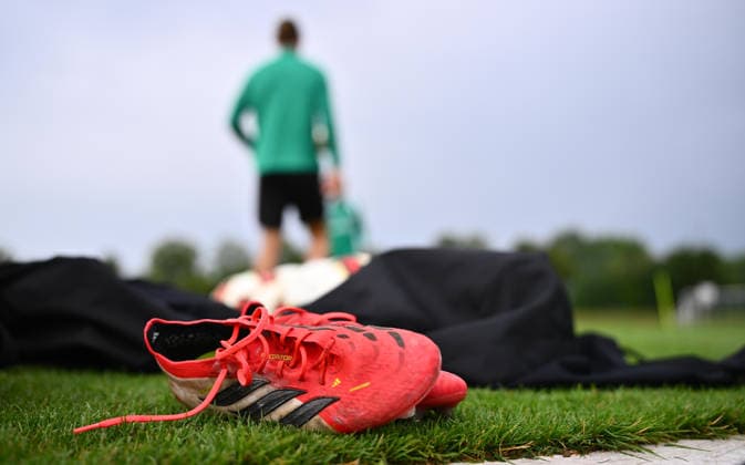 15.07.2026 - Fussball - 2. Bundesliga - Saison 2026 2027 - SpVgg Greuther Fürth Fuerth - Trainingslager Bad Wörishofen - - xwoxzix - Feature Impression Symbolbild Symbolfoto - Schuh Fussballschuh adidas *** July 15, 2026 Soccer 2. Bundesliga 2026–2027 Season SpVgg Greuther Fürth Fürth Training Camp Bad Wörishofen xwoxzix Feature Impression Stock Photo Symbolic Image Soccer Shoe adidas