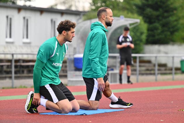 15.07.2026 - Fussball - 2. Bundesliga - Saison 2026 2027 - SpVgg Greuther Fürth Fuerth - Trainingslager Bad Wörishofen - - xwoxzix - Maxim Dal ( SpVgg Greuther Fürth ) Christian Ortag (39, SpVgg Greuther Fürth ) *** July 15, 2026 Soccer 2. Bundesliga 2026–2027 Season SpVgg Greuther Fürth Fürth Training Camp in Bad Wörishofen xwoxzix Maxim Dal SpVgg Greuther Fürth Christian Ortag 39, SpVgg Greuther Fürth
