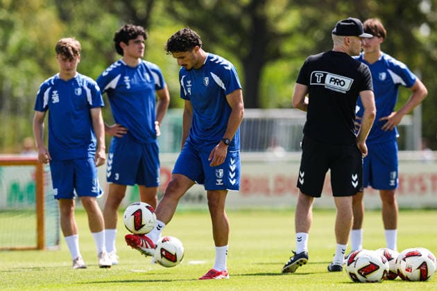 Eldin Dzogovic (1. FC Magdeburg,4) - 2. Fußball Bundesliga Saison 2026-2027 Training 1. FC Magdeburg an der Avnet Arena in Magdeburg - Fußball,Mann,Männer,Deutschland,15.07.2026 *** Eldin Dzogovic, 1. FC Magdeburg, 4-2, Bundesliga, 2026–2027 season, 1. FC Magdeburg training session at the Avnet Arena in Magdeburg, soccer, man, men, Germany, July 15, 2026
