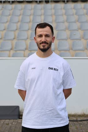 Physiotherapeut Julian Brans; SV 07 Elversberg; 1.BL, Porträttermin 2026 2027, Elversberg Ursapharm-Arena an der Kaiserlinde Saarland Deutschland (DEU) *** Physical Therapist Julian Brans, SV 07 Elversberg 1 BL, Profile Session 2026–2027, Elversberg Ursapharm Arena at the Kaiserlinde, Saarland, Germany (DEU) Copyright: xSebastianxBachx