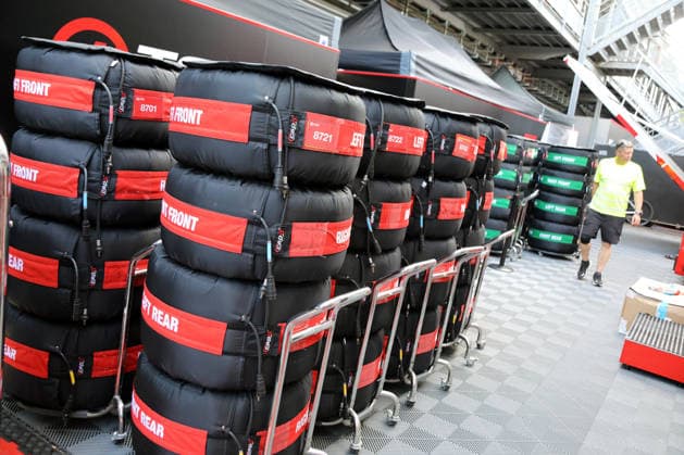 Formel 1 Grosser Preis von Belgien 2026 Formel 1 Grosser Preis von Belgien 2026 - Spa-Francorchamps 16. - 19.07. 2026 Mittwoch Im Bild: Haas Formel 1 Team Reifen *** 2026 Formula 1 Belgian Grand Prix 2026 Formula 1 Belgian Grand Prix Spa Francorchamps July 16, 2026 Wednesday In the photo: Haas Formula 1 Team tires Copyright: xBEAUTIFULxSPORTS Bernhardtx