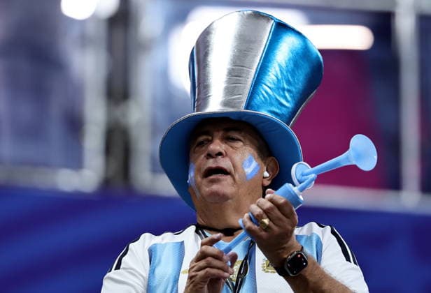 FIFA World Cup, WM, Weltmeisterschaft, Fussball 2026 semifinals - England vs Argentina Fan of Argentina ahead of the FIFA World Cup 2026 semifinals match England against Argentina, in Atlanta, USA, 15 July 2026. ATLANTA United States  Copyright: xRONALDxWITTEKx