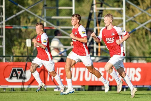 DIRKSHORN , 15-07-2026 , Sportpark Dirkshorn , season 2026 2027 , match between AZ and RSC Anderlecht , picture shows , AZ player Jordy Clasie , AZ player Lewis Schouten , AZ player Isak Jensen AZ - Anderlecht (friendly)  x205043141x Copyright: