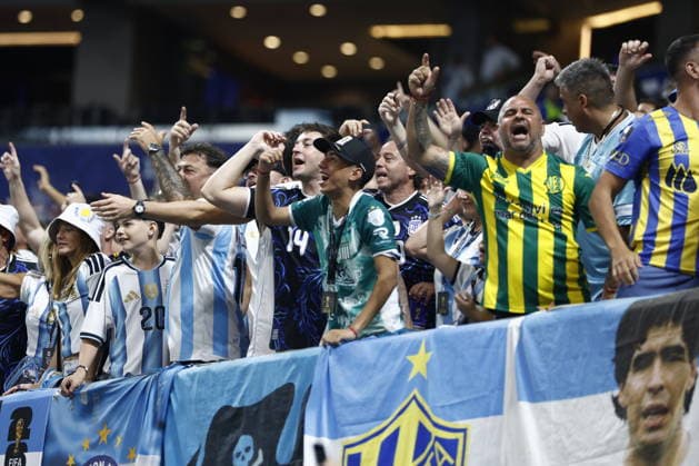 FIFA World Cup, WM, Weltmeisterschaft, Fussball 2026 semifinals - England vs Argentina Supporters of Argentina before the FIFA World Cup 2026 semifinals match England against Argentina, in Atlanta, USA, 15 July 2026. ATLANTA United States  Copyright: xWILLxOLIVERx