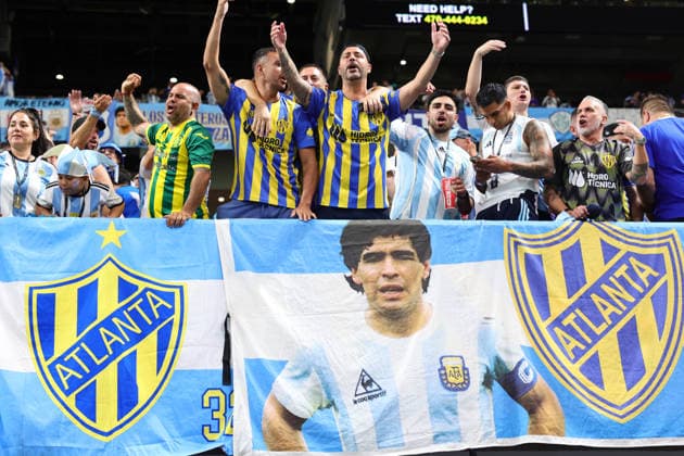 Fans before the FIFA World Cup, WM, Weltmeisterschaft, Fussball 2026 Semi Final match between England and Argentina at the Mercedez-Benz Stadium, Atlanta, USA on 15 July 2026. Copyright: xPeterxDovganx 45260010
