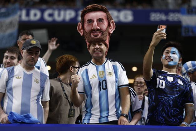 FIFA World Cup, WM, Weltmeisterschaft, Fussball 2026 semifinals - England vs Argentina Supporters of Argentina before the FIFA World Cup 2026 semifinals match England against Argentina, in Atlanta, USA, 15 July 2026. ATLANTA United States  Copyright: xWILLxOLIVERx