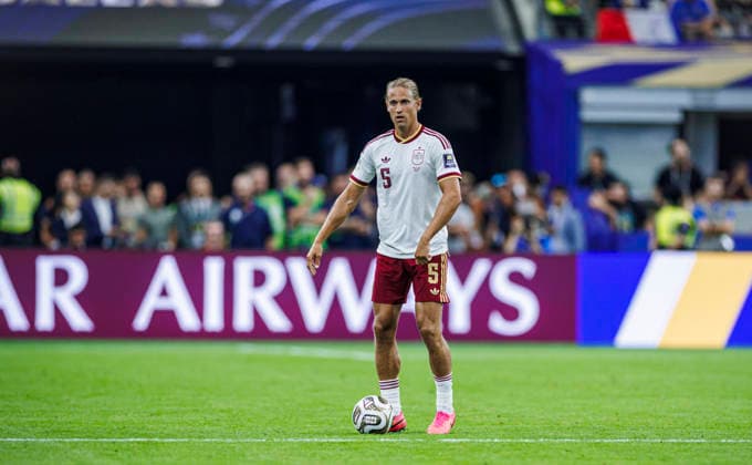 France vs Spain - FIFA World Cup, WM, Weltmeisterschaft, Fussball 2026 - 14 07 2026 Marcos Llorente of Spain controls the ball during the FIFA World Cup 2026 semi finals match between France and Spain at Dallas Stadium on July 14, 2026 in Arlington, Texas, Estados Unidos Arlington Estados Unidos Copyright: xPGSxPhotoxAgencyx