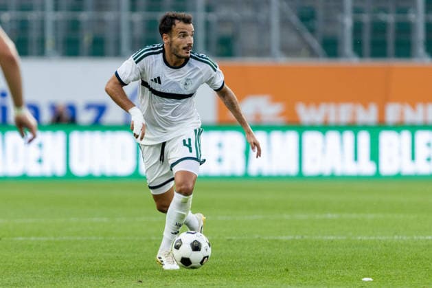 SOCCER - Rapid vs Panathinaikos, test match VIENNA,AUSTRIA,15.JUL.26 - SOCCER - ADMIRAL Bundesliga, Super League, SK Rapid Wien vs Panathinaikos Athen, test match. Image shows Pedro Chirivella (Panathinaikos).  GEPAxpictures xPhilippxBrem