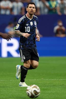 FIFA World Cup, WM, Weltmeisterschaft, Fussball 2026 semifinals - England vs Argentina Lionel Messi of Argentina looks on during the FIFA World Cup 2026 semifinals match England against Argentina, in Atlanta, Georgia, USA, 15 July 2026. ATLANTA United States  Copyright: xOLGAxFEDOROVAx