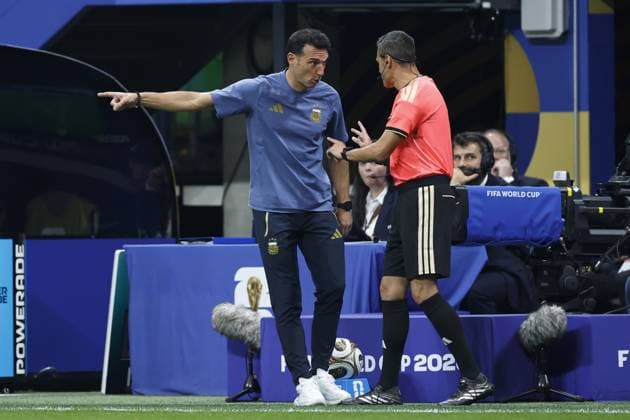 ATLANTA - Argentina manager Lionel Scaloni during the 2026 FIFA World Cup, WM, Weltmeisterschaft, Fussball semi-final match between England and Argentina at the Atlanta Stadium on July 15, 2026, in Atlanta, Georgia, United States. MAURICE VAN STEEN ANP FIFA World Cup 2026 - semi final 2026 xVIxANPxSportx xMauricexvanxSteenxIVx 563601302 originalFilename: 563601302.jpg