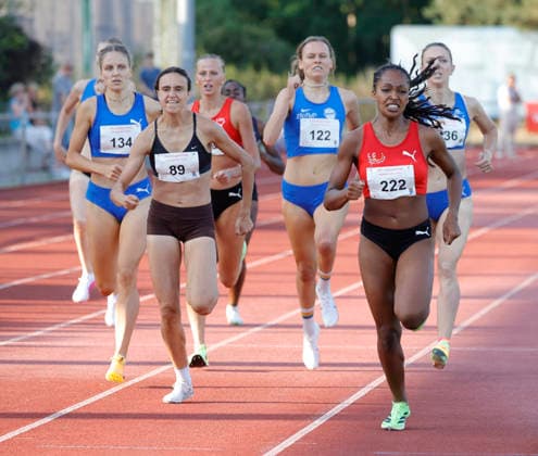 15.07.2026 Leichtathletik Laufen TSV Pfungstadt Stadion hier: Im Ziel mit persönlicher Bestleistung 800m Lauf 222 Helena SCHENK LG Region Karlsruhe 2:05.89 Minuten Schnellste von über 92 Läuferinnen Pfungstadt Hessen Deutschland *** July 15, 2026 Track and Field Running TSV Pfungstadt Stadium Here At the finish line with a personal best in the 800m race 222 Helena SCHENK LG Region Karlsruhe 2:05.89 minutes Fastest among more than 92 female runners Pfungstadt, Hesse, Germany