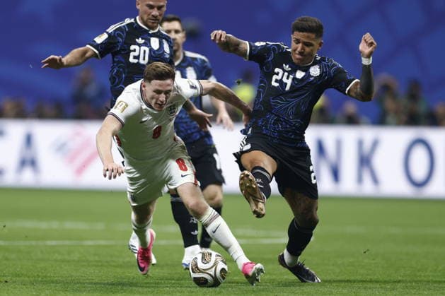 FIFA World Cup, WM, Weltmeisterschaft, Fussball 2026 semifinals - England vs Argentina Elliot Anderson (L) of England and Enzo Fernandez of Argentina in action during the FIFA World Cup 2026 semifinals match England against Argentina, in Atlanta, USA, 15 July 2026. ATLANTA United States  Copyright: xWILLxOLIVERx
