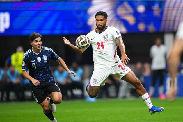 England v Argentina - FIFA World Cup, WM, Weltmeisterschaft, Fussball 2026 - Semi Finals ATLANTA, USA - JULY 15: Julian Alvarez (9) of Argentina in action against Reece James (R) of England during the 2026 FIFA World Cup semi-final match between England and Argentina at Mercedes-Benz Stadium (Atlanta Stadium) in Atlanta, Georgia, United States on July 15, 2026. Evrim Aydin Anadolu Georgia United States. Editorial use only. Please get in touch for any other usage.  Copyright: x2026xAnadoluxEvrimxAydinx