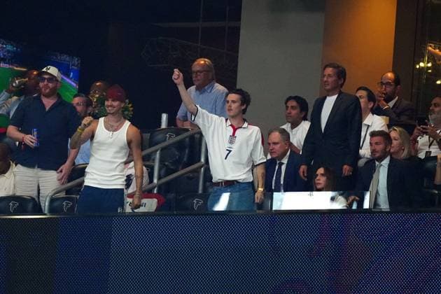 David Beckham, Victoria Beckham, Romeo Beckham, Cruz Beckham and Harper Beckham react England v Argentina, 2026 FIFA World Cup, WM, Weltmeisterschaft, Fussball Semi Final, Football, Atlanta Stadium, Atlanta, Georgia, USA - 15 Jul 2026Atlanta Atlanta Stadium Georgia (GA) United States of America  Copyright: xJavierxGarcia Shutterstockx 16992264bs
