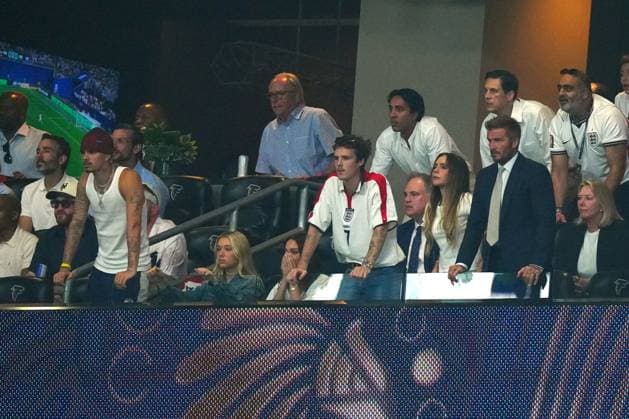 David Beckham, Victoria Beckham, Romeo Beckham, Cruz Beckham and Harper Beckham react England v Argentina, 2026 FIFA World Cup, WM, Weltmeisterschaft, Fussball Semi Final, Football, Atlanta Stadium, Atlanta, Georgia, USA - 15 Jul 2026Atlanta Atlanta Stadium Georgia (GA) United States of America  Copyright: xJavierxGarcia Shutterstockx 16992264bw