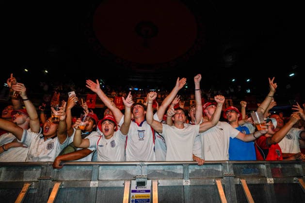 Fans watch England v Argentina at the O2 Forum, Kentish Town, London, 15 July 2026 Emotions are high with the England fans as they react to the highs and lows of the first half as they watch a live broadcast of the FIFA World Cup, WM, Weltmeisterschaft, Fussball Semi-Final between England and Argentina at the O2 Forum in Kentish Town, in London, Britain, 15 July 2026., Credit:JAMES COOK Avalon  Copyright: xJAMESxCOOKx xAvalonx 1116738282