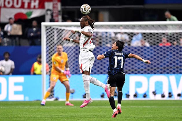 2026-07-15 England v Argentina - Semi Final - FIFA World Cup, WM, Weltmeisterschaft, Fussball 2026 ATLANTA, UNITED STATES - JULY 15: Djed Spence of England, Giuliano Simeone of Argentina during the Semi Final - FIFA World Cup 2026 match between England and Argentina at Atlanta Stadium on July 15, 2026 in Atlanta, Georgia. (Photo by Pablo Morano BSR Agency) Atlanta United States Content not available for redistribution in The Netherlands directly or indirectly through any third parties. Copyright: xBSRxAgencyx