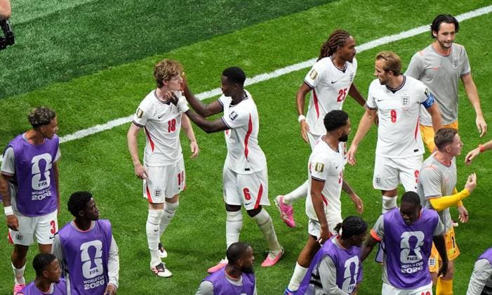 Anthony Gordon of England celebrates scoring a goal to make the score 1-0. England v Argentina, 2026 FIFA World Cup, WM, Weltmeisterschaft, Fussball Semi Final, Football, Atlanta Stadium, Atlanta, Georgia, USA - 15 Jul 2026Atlanta Atlanta Stadium Georgia (GA) United States of America  Copyright: xIsmaelxAdnan Shutterstockx 16992263da