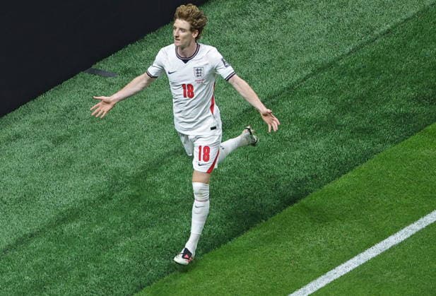 FIFA World Cup, WM, Weltmeisterschaft, Fussball 2026 semifinals - England vs Argentina Anthony Gordon of England celebrates after scoring the 1-0 opening goal during the FIFA World Cup 2026 semifinals match England against Argentina, in Atlanta, USA, 15 July 2026. ATLANTA United States  Copyright: xCRISTOBALxHERRERA-ULASHKEVICHx