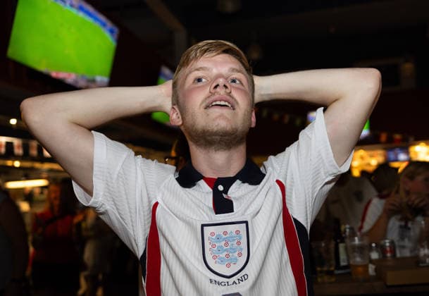 England v Argentina at Broomfields England fans celebrate Englands first goal during a screening of the FIFA World Cup, WM, Weltmeisterschaft, Fussball 2026 match between England and Argentina at Broomfields in the CopperJax Community Stadium, London 15 07 2026 UK Newspapers OUT Copyright: xBenxPetersx FIL-23623-0040